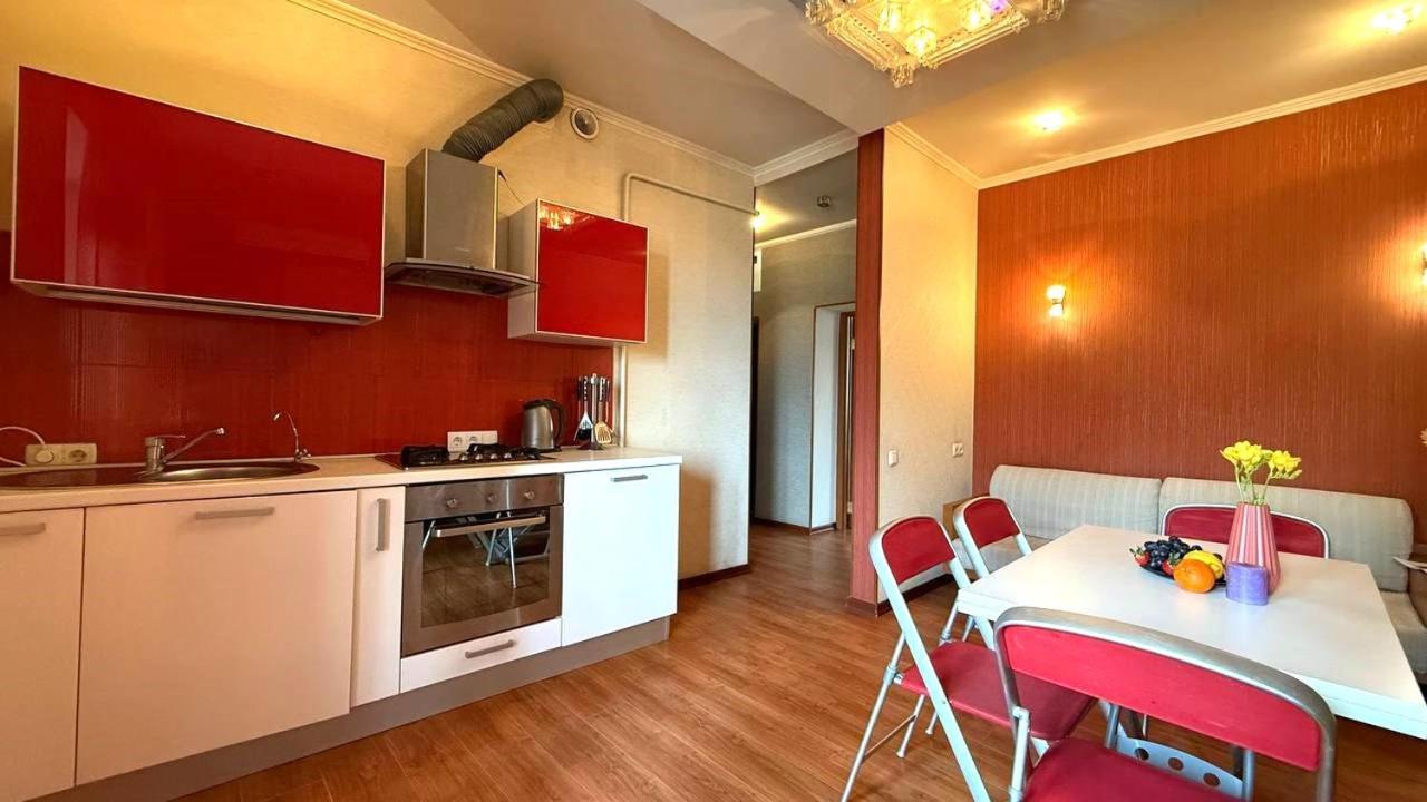 Апартаменти Mironositskaya 75 Харків Екстер'єр фото